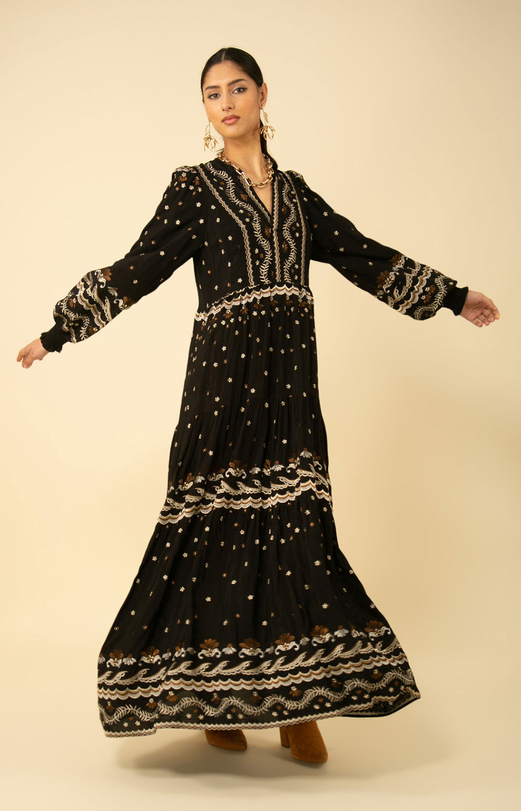 Audrey Embroidered Maxi Dress Black / Xs Audrey Embroidered Maxi Dress Black / Xs