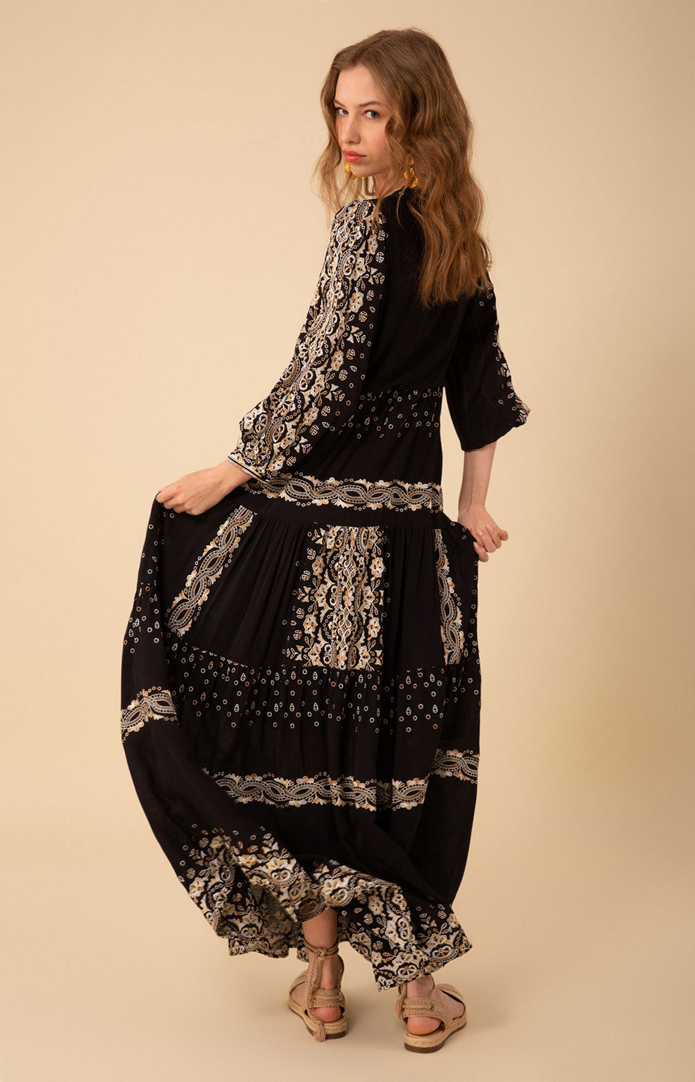 Emery Embroidered Maxi Dress Fuchsia / L