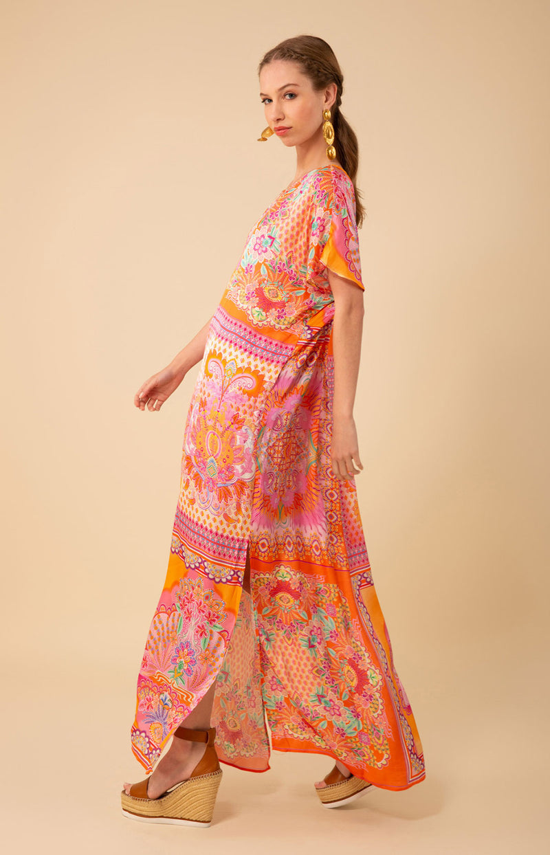 oversize summer dress This is one of those throw-on-and-go summer dresses youll keep reaching for , So easy, so fun, and so comfortable., Designed with that oversized, loose fit we all love every size measures over a
