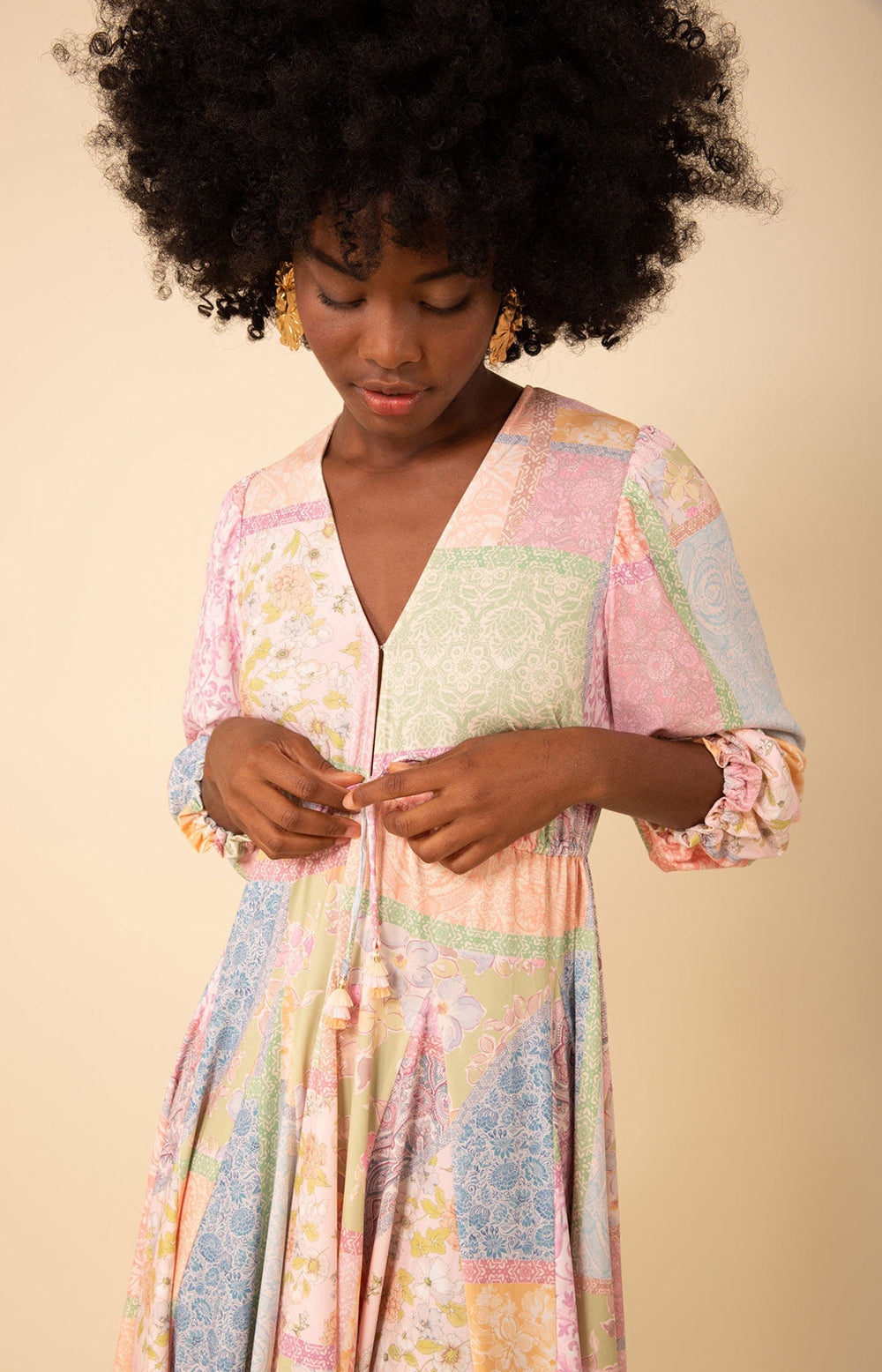 【PAKUA】ROUND SHIRRING JERSEY DRESS Laila Jersey Dress