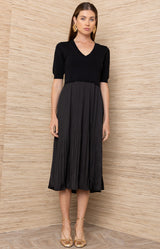 Landon Solid Midi Dress_Color_Black 
