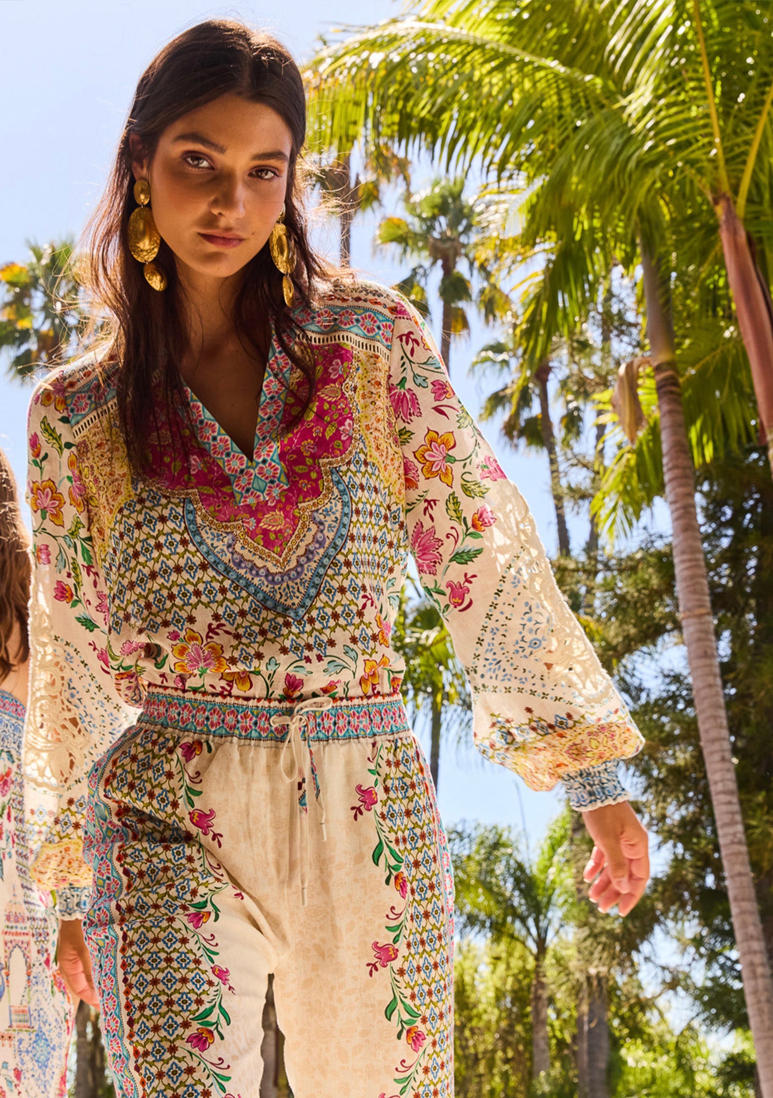 files/lookbook1-2-26_09_4742bc43-6b6b-440e-8fec-e954ed5b3093.jpg